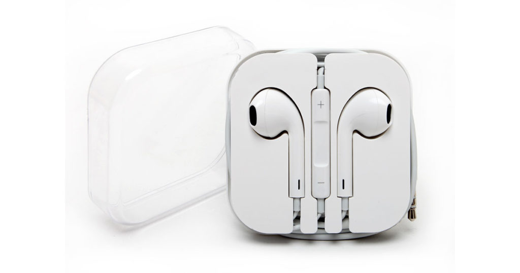 Original-Apple-Earpods-with-Remote-and-Mic