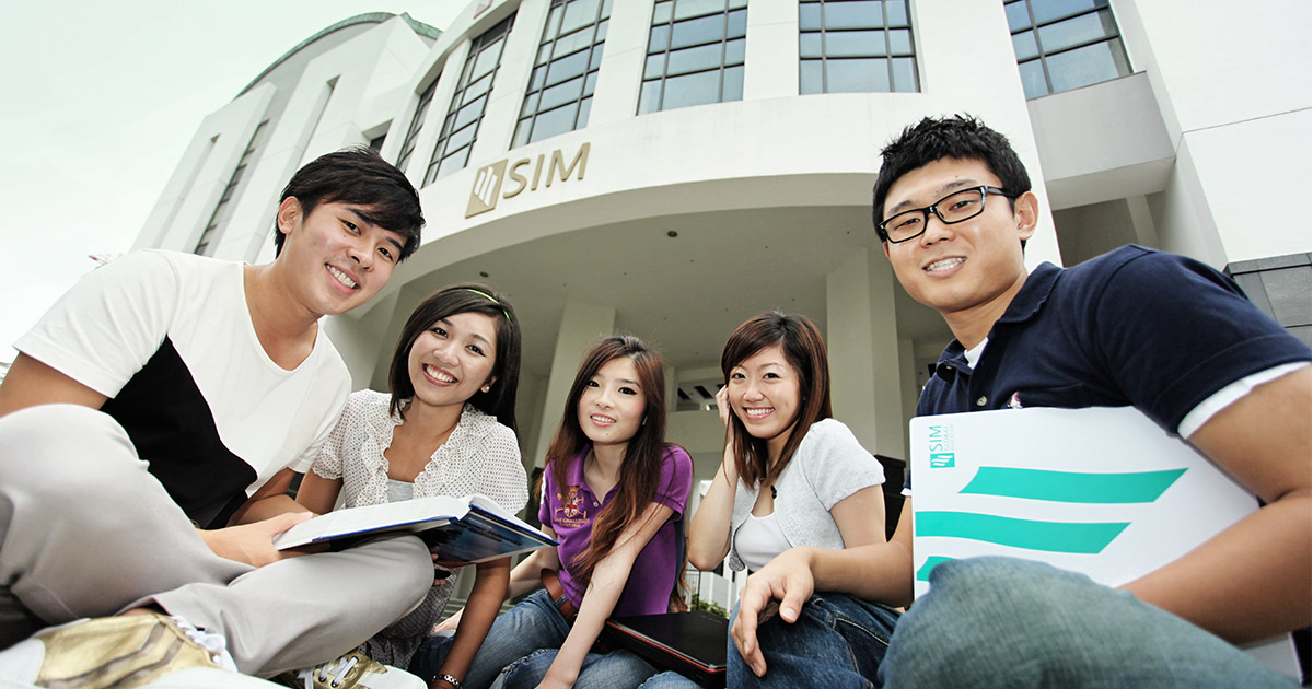 Singapore Institute of Management (SIM) ကျောင်းဝင်ခွင့်အတွက် တစ်ဦးချင ...